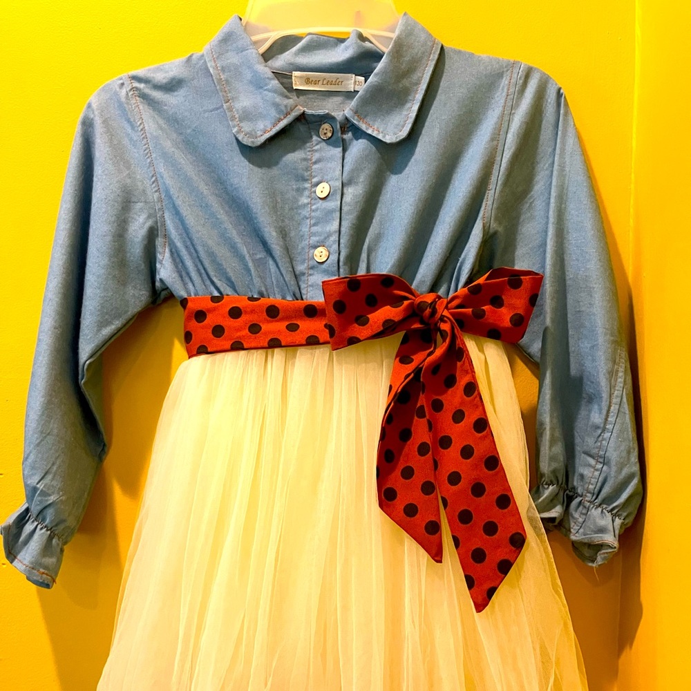 Girls dress